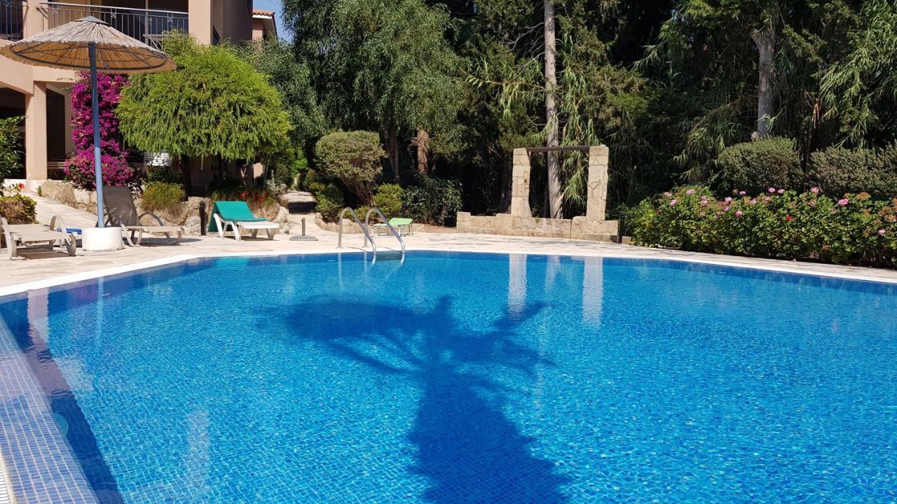 Paradise Gardens IV 2 Bd Amazing Apartment Paphos Buitenkant foto