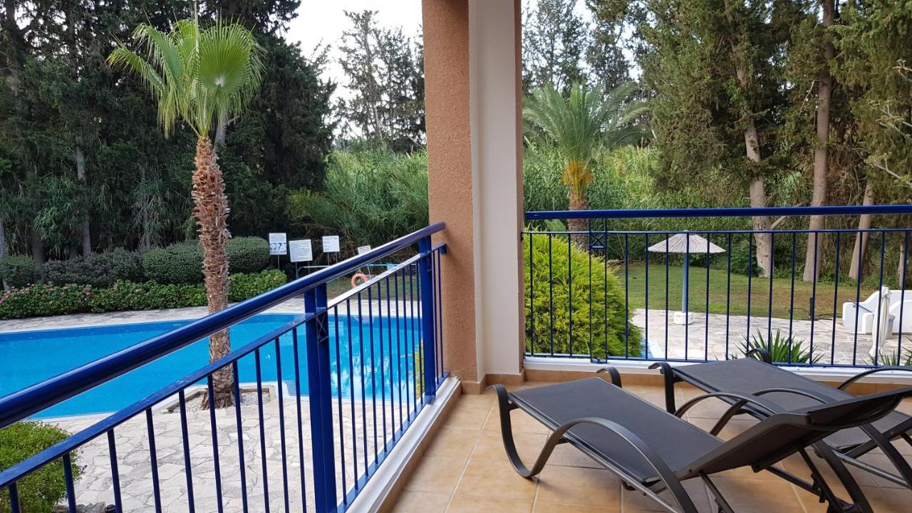 Paradise Gardens IV 2 Bd Amazing Apartment Paphos Buitenkant foto