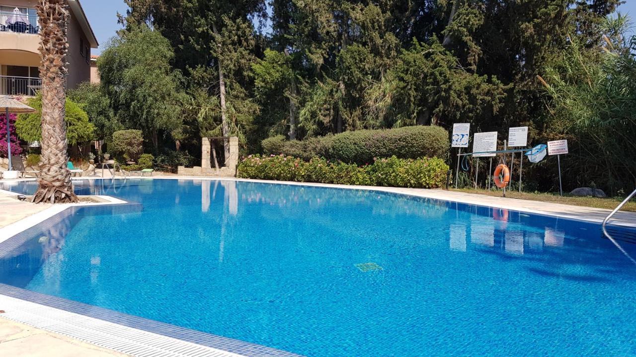 Paradise Gardens IV 2 Bd Amazing Apartment Paphos Buitenkant foto