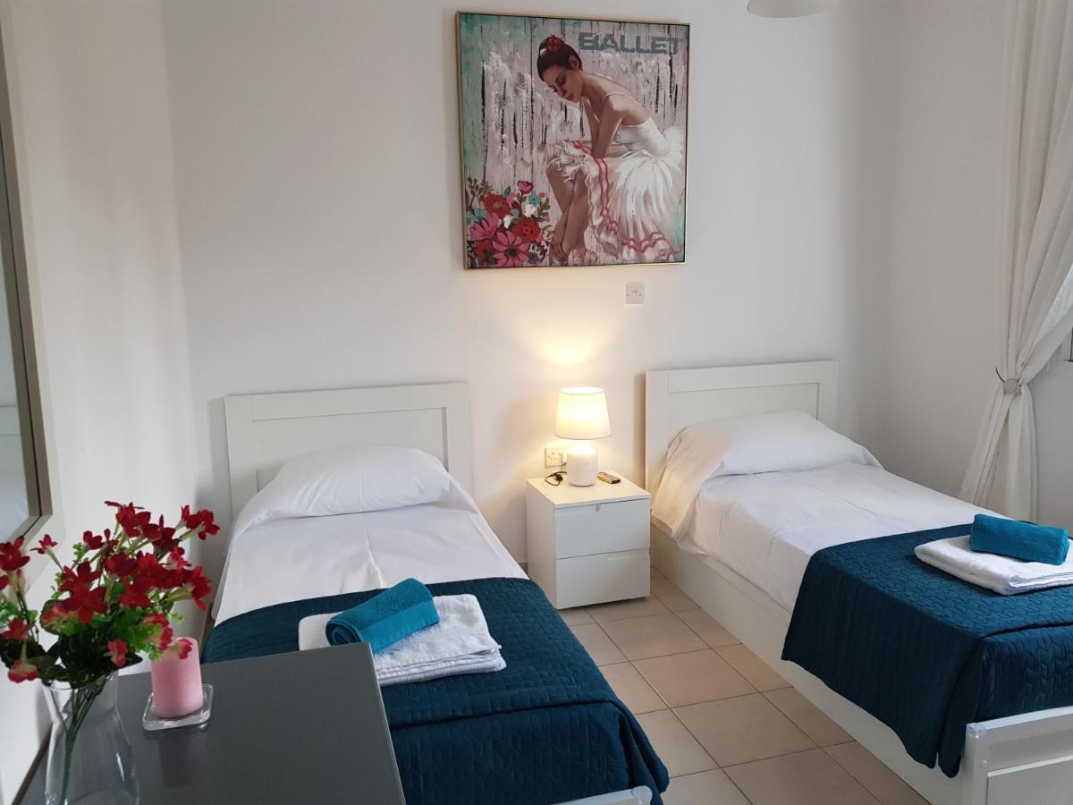 Paradise Gardens IV 2 Bd Amazing Apartment Paphos Buitenkant foto